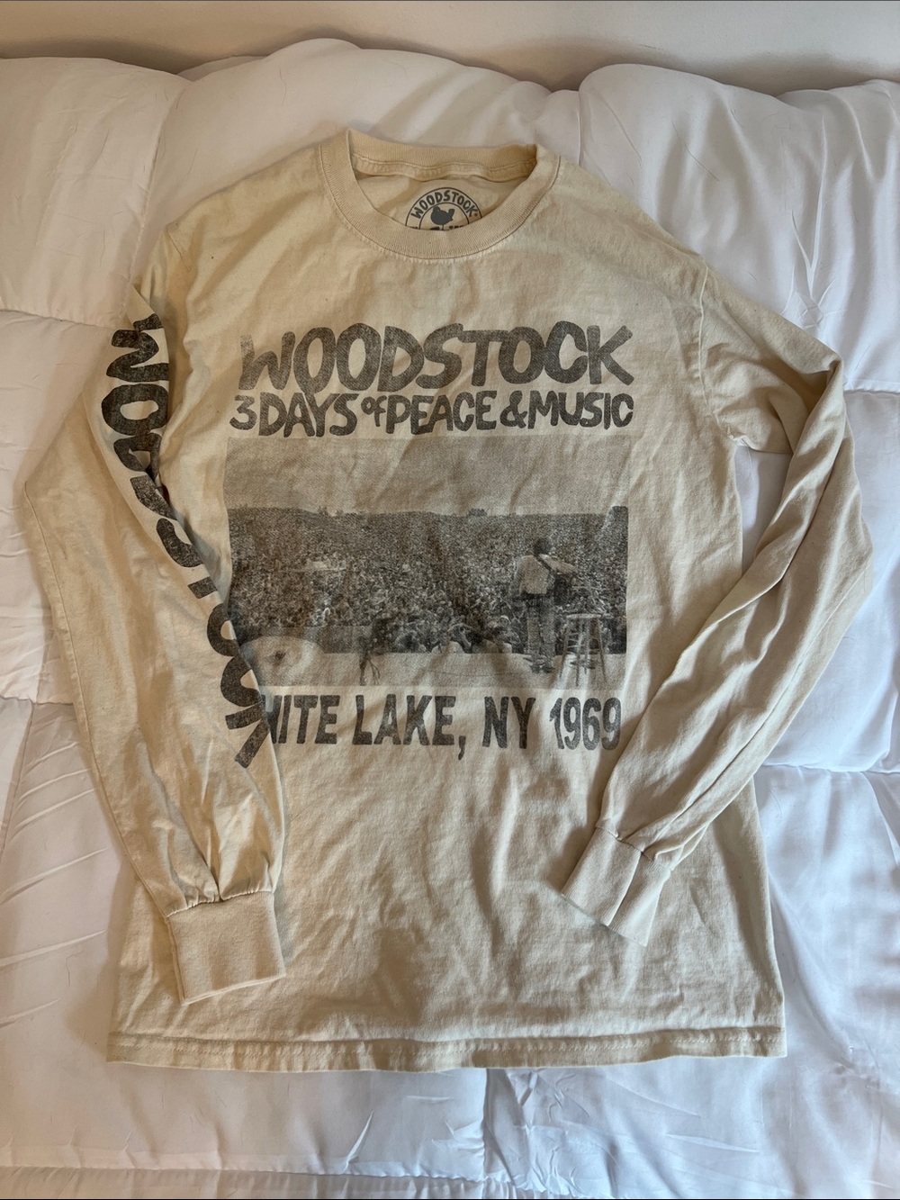 Woodstock 3 Days of Peace & Music Long Sleeve Tee - Cream